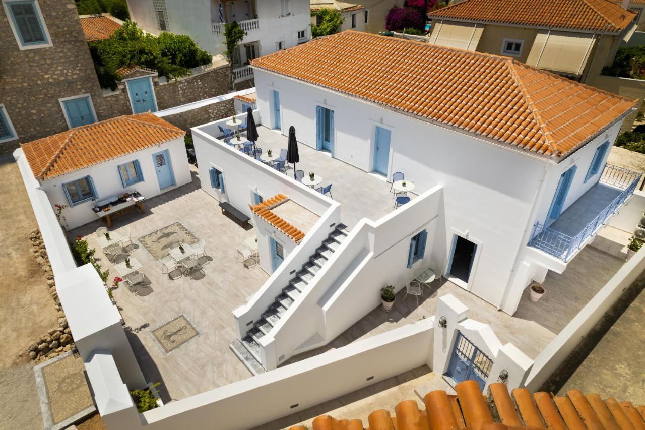 Lumiere Spetses Hotel Екстериор снимка