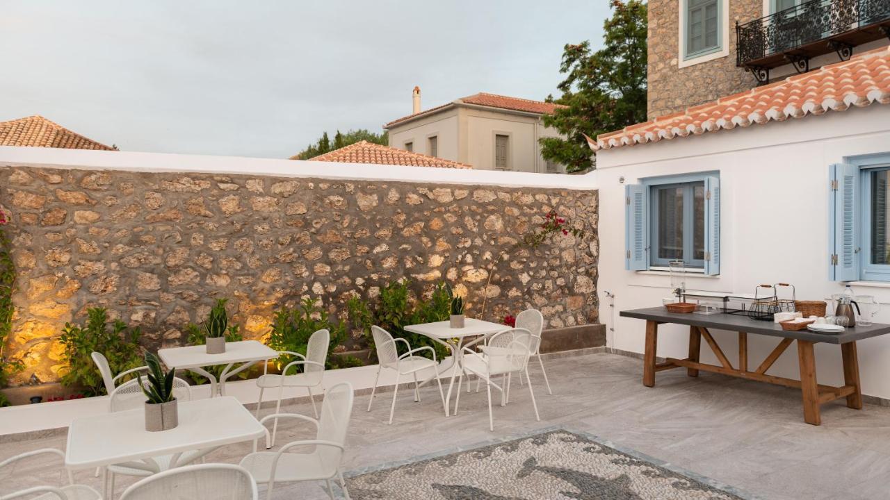 Lumiere Spetses Hotel Екстериор снимка